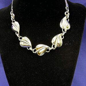 VTG Barclay’s Mid-Century Silver-Tone Leaf Motif Choker Necklace